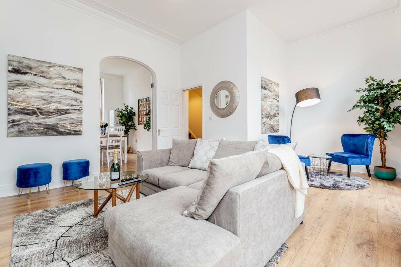 Bright & Spacious 4Beds Home - Kensington High Street-Olympia لندن المظهر الخارجي الصورة