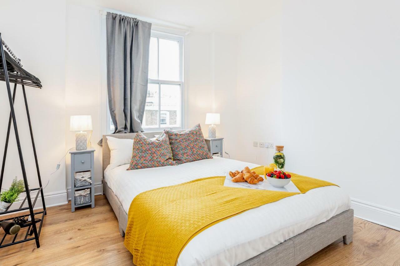 Bright & Spacious 4Beds Home - Kensington High Street-Olympia لندن المظهر الخارجي الصورة